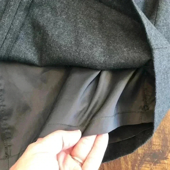 Banana Republic | Gray Belted Wool Blend Mini Skirt - Picture 5 of 7